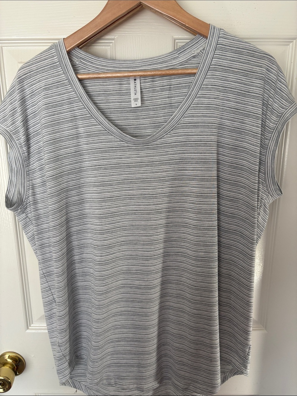 Athleta size Large Gray Striped V-Neck Women’s Top